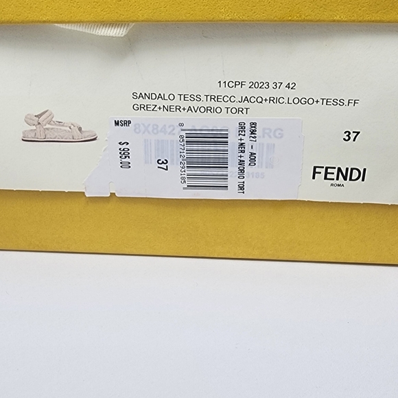 Brand new Fendi size 37 - Picture 5 of 5